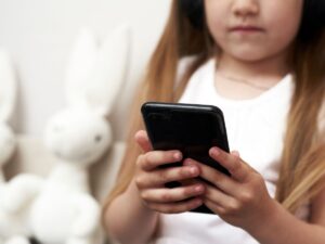 effect of smartphones on child development